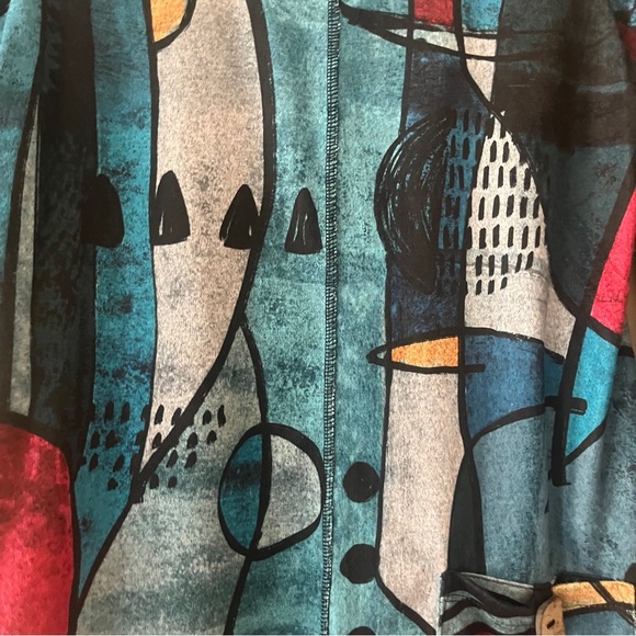 🏷️🎉🆕 nwt! • multicolor abstract geometric front button pocket tunic - Picture 9 of 17